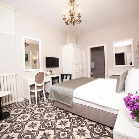 Triada Hotel Bueyuekada Adalar Eksteriør billede