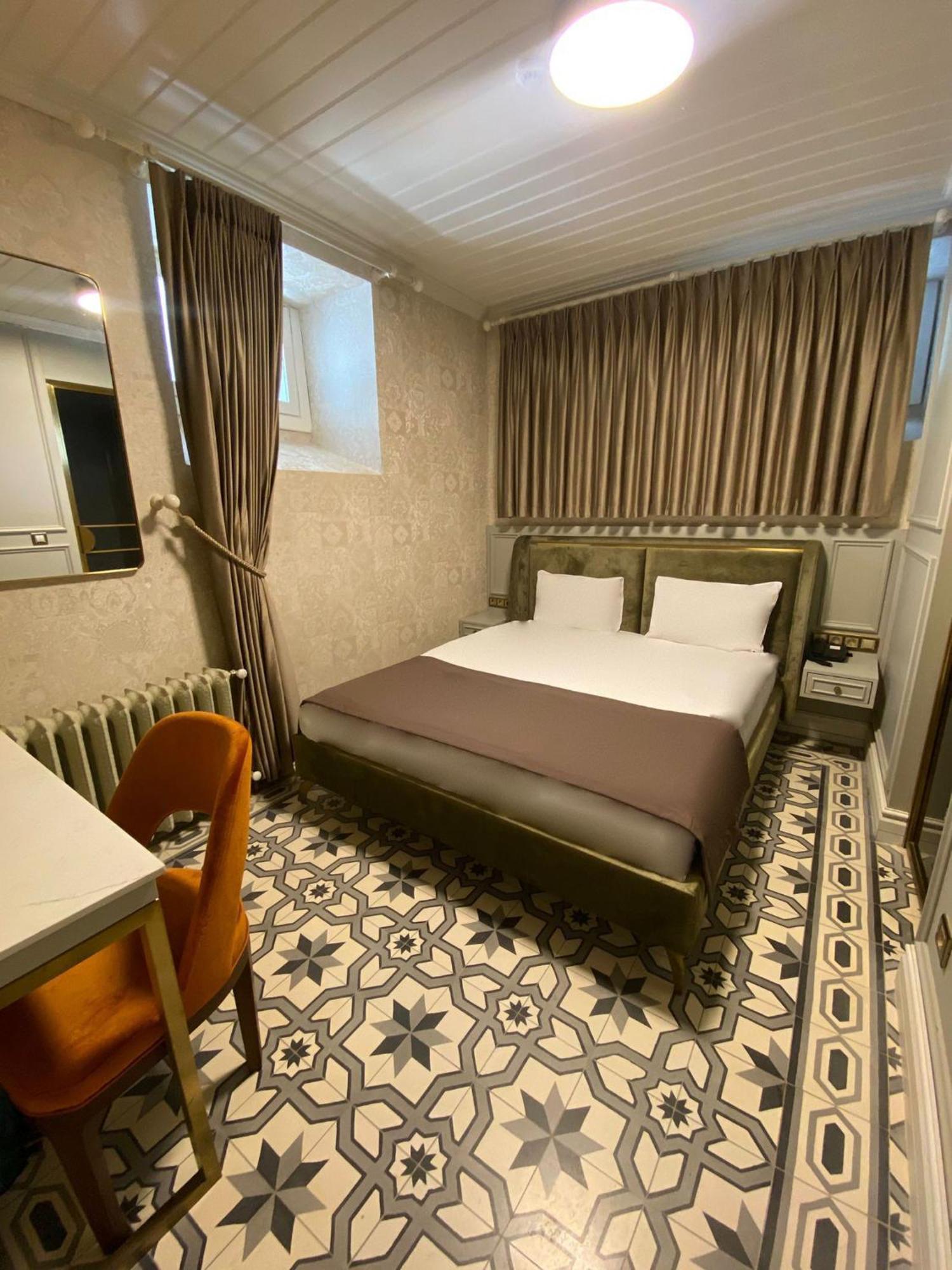 Triada Hotel Bueyuekada Adalar Eksteriør billede